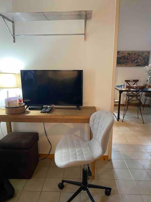 Duplex Arago Au Coeur De Sete, Comme Une Petite Maison Ngoại thất bức ảnh