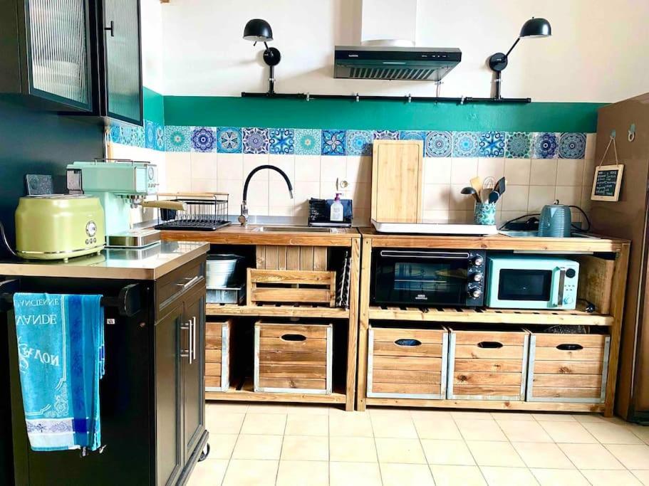 Duplex Arago Au Coeur De Sete, Comme Une Petite Maison Ngoại thất bức ảnh